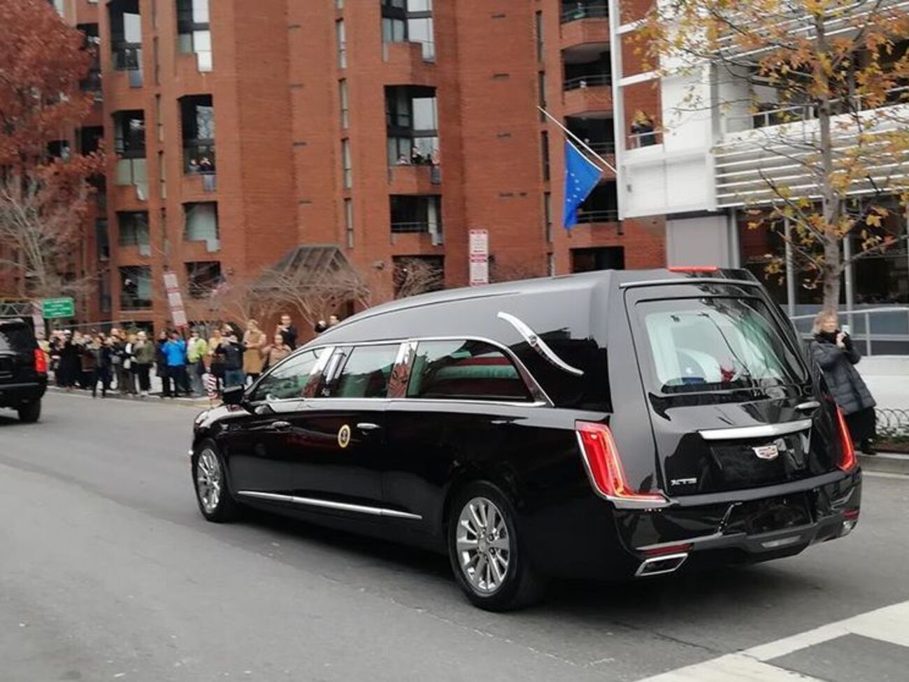 У місії ЄС дізналися про рішення адміністрації США під час прощання з Бушем-старшим