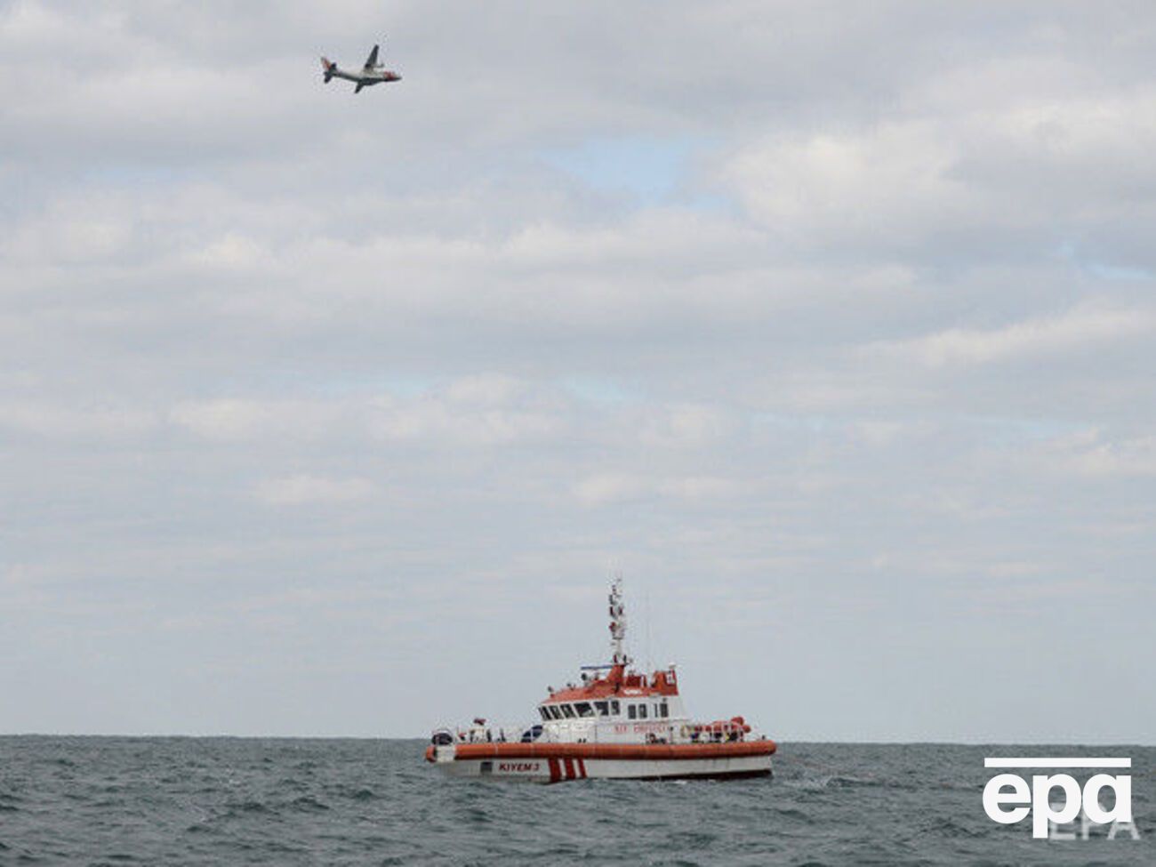 Береговая охрана Турции продолжает поиск тел погибших