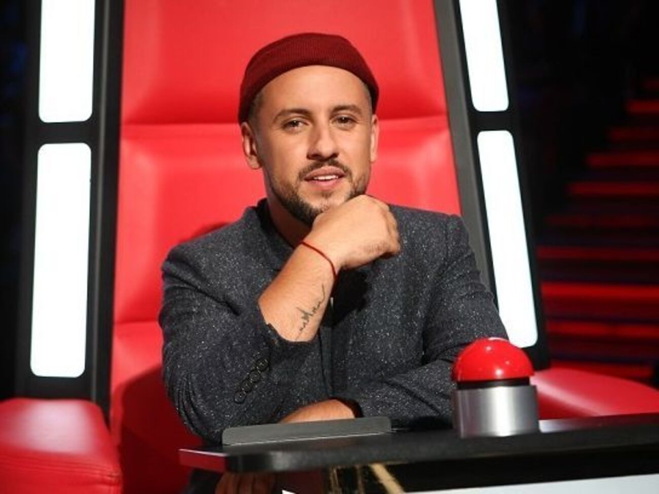 Monatik: Усіх із Різдвом!!! Нових досягнень, щастя, подорожей та емоцій! Хай прекрасною буде кожна мить!