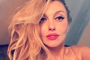 Полякова: 16! Еще до изобретения фотошопа