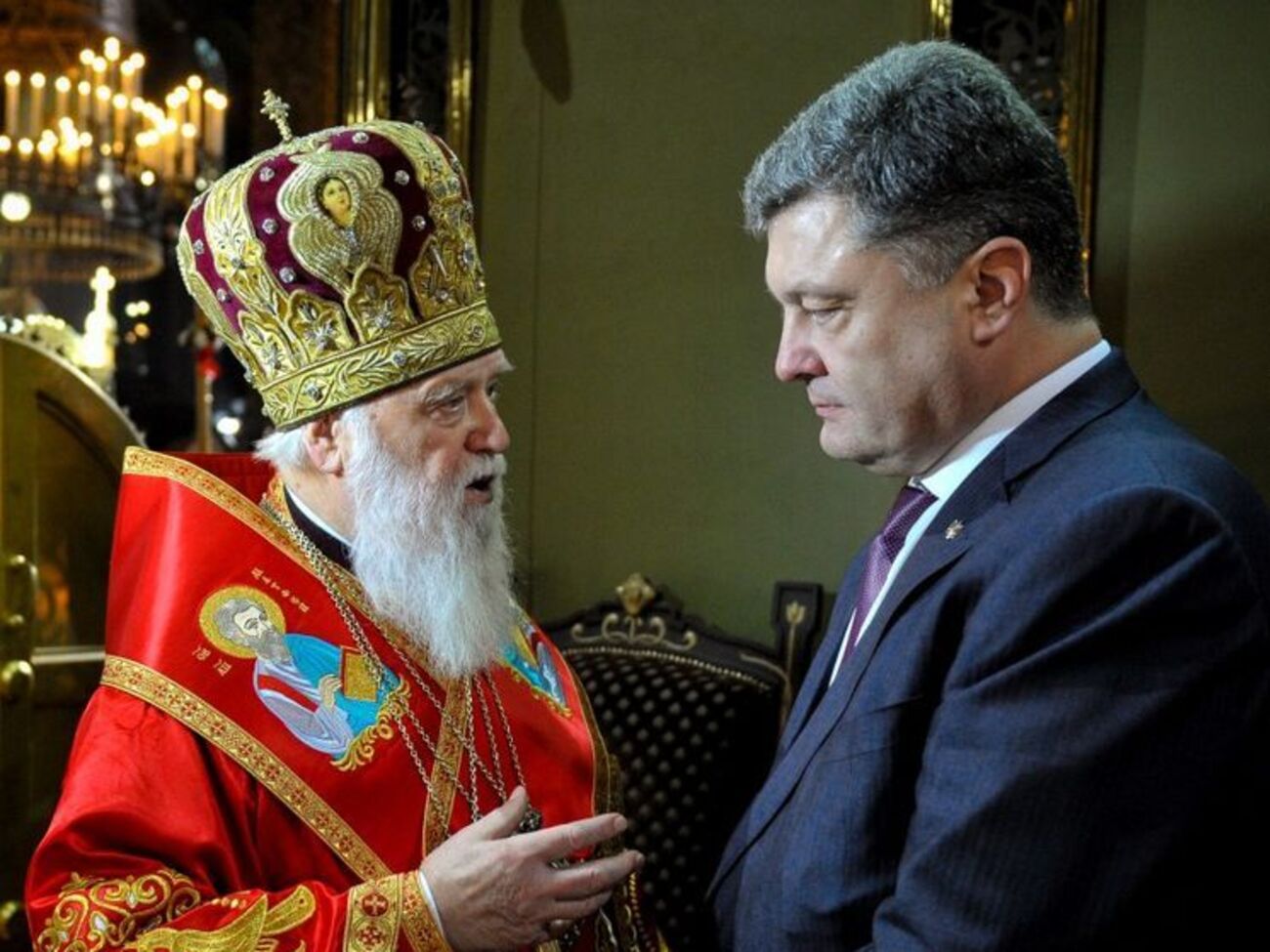 Порошенко заявил, что еще не придумали той степени, которой можно измерить вклад Филарета в борьбу за собственную поместную церковь