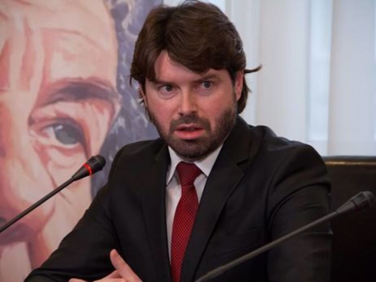 Новак: Допомагають утримувати курс гривні і наші заробітчани. У 2017 році вони перевели в Україну $9,3 млрд