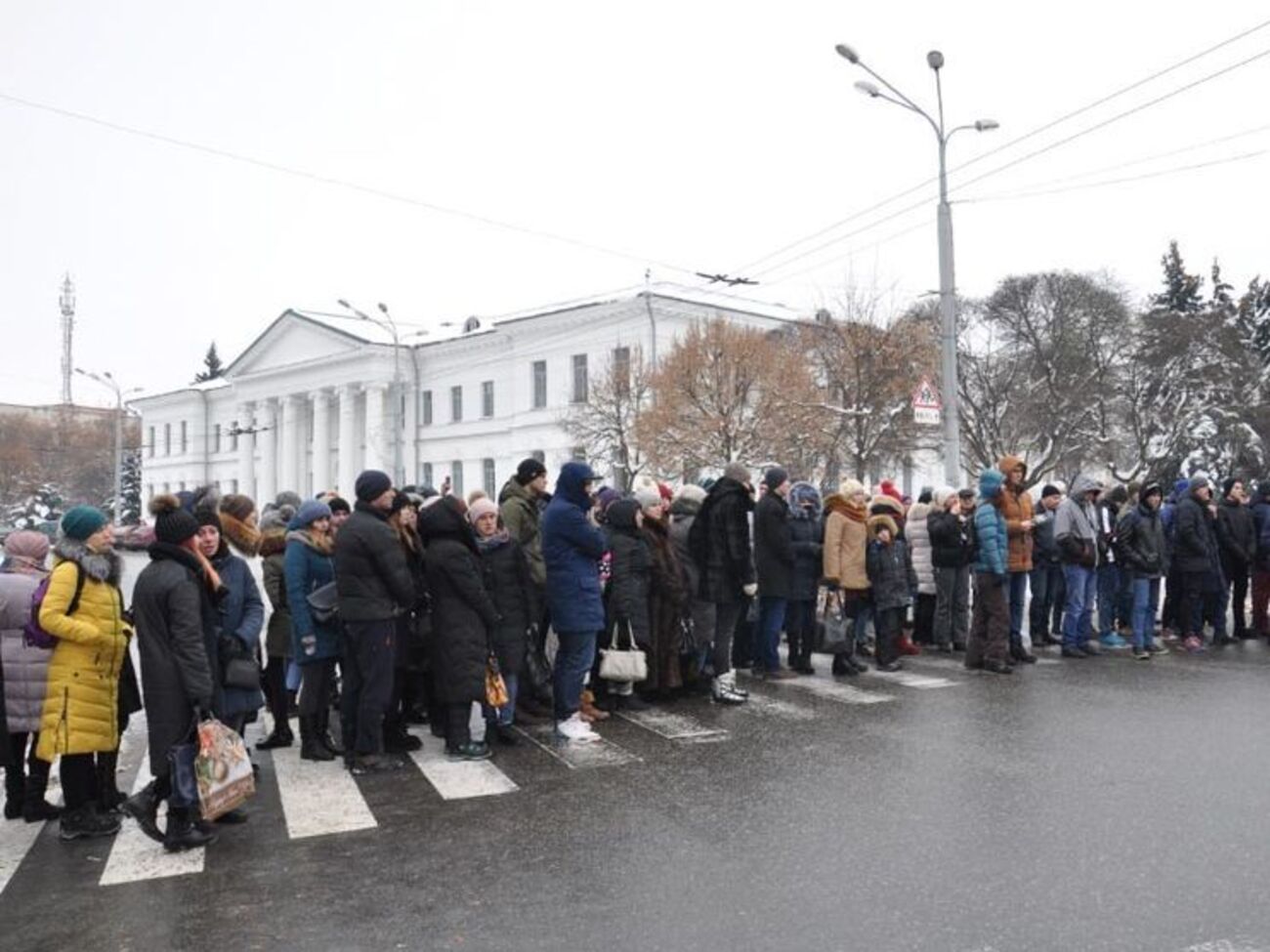 Жителі Полтави перекрили вулицю Соборності