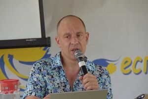 Окара: Из нечеловеческого существа Путин превращается просто в человека