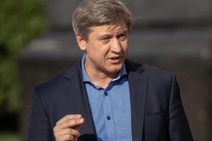 Данилюк: Поступают предложения, как правило, связанные с бизнесом. Правда, они в основном из других стран, а мне интересно поработать в Украине