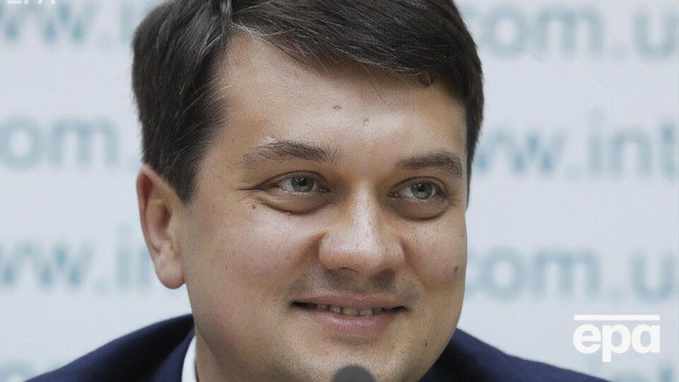 Разумков: Суміщати дві посади неефективно