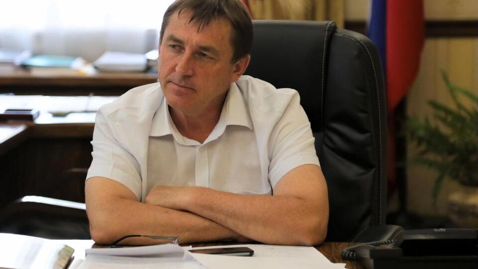 Гоцанюк із 2016 року обіймав посаду "заступника голови Радміну Криму"