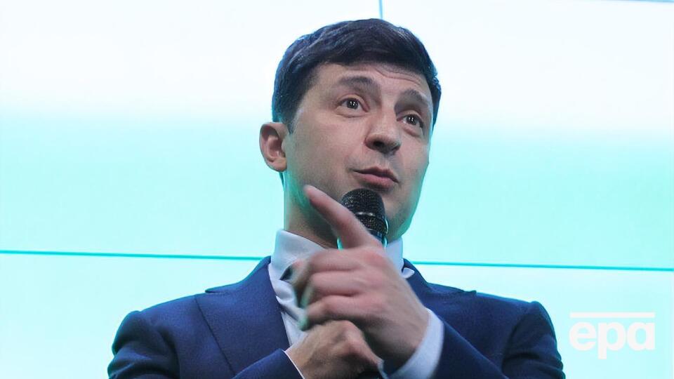 Зеленский (на фото): Выйдите на улицу и спросите: "Пашинский – бандит или нет?"