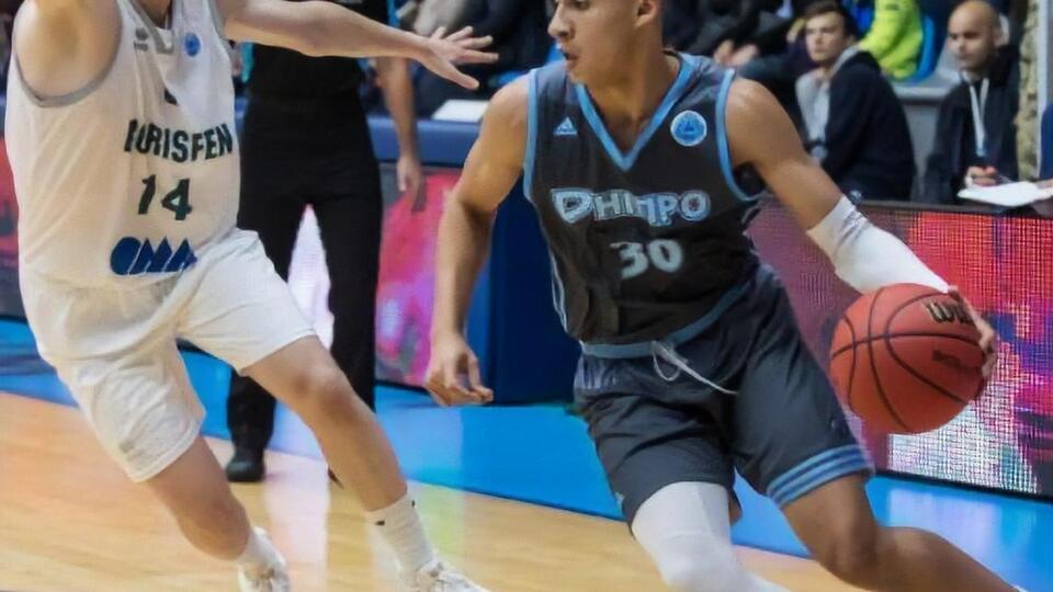 "Днепр" дважды обыграл "Борисфен"