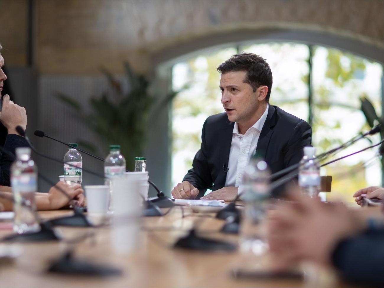Зеленський запропонував журналістці передати розслідування про Матіоса генпрокурору Русланові Рябошапці