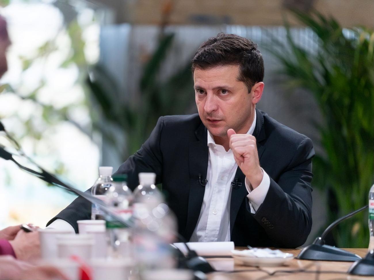 Оскільки поки немає готового тексту законопроєкту про особливий статус Донбасу, то немає сенсу говорити про те, на які компроміси Україна готова, сказав президент