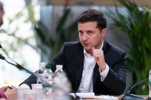 Поскольку пока нет готового текста законопроекта об особом статусе Донбасса, то нет смысла говорить о том, на какие компромиссы Украина готова, сказал президент