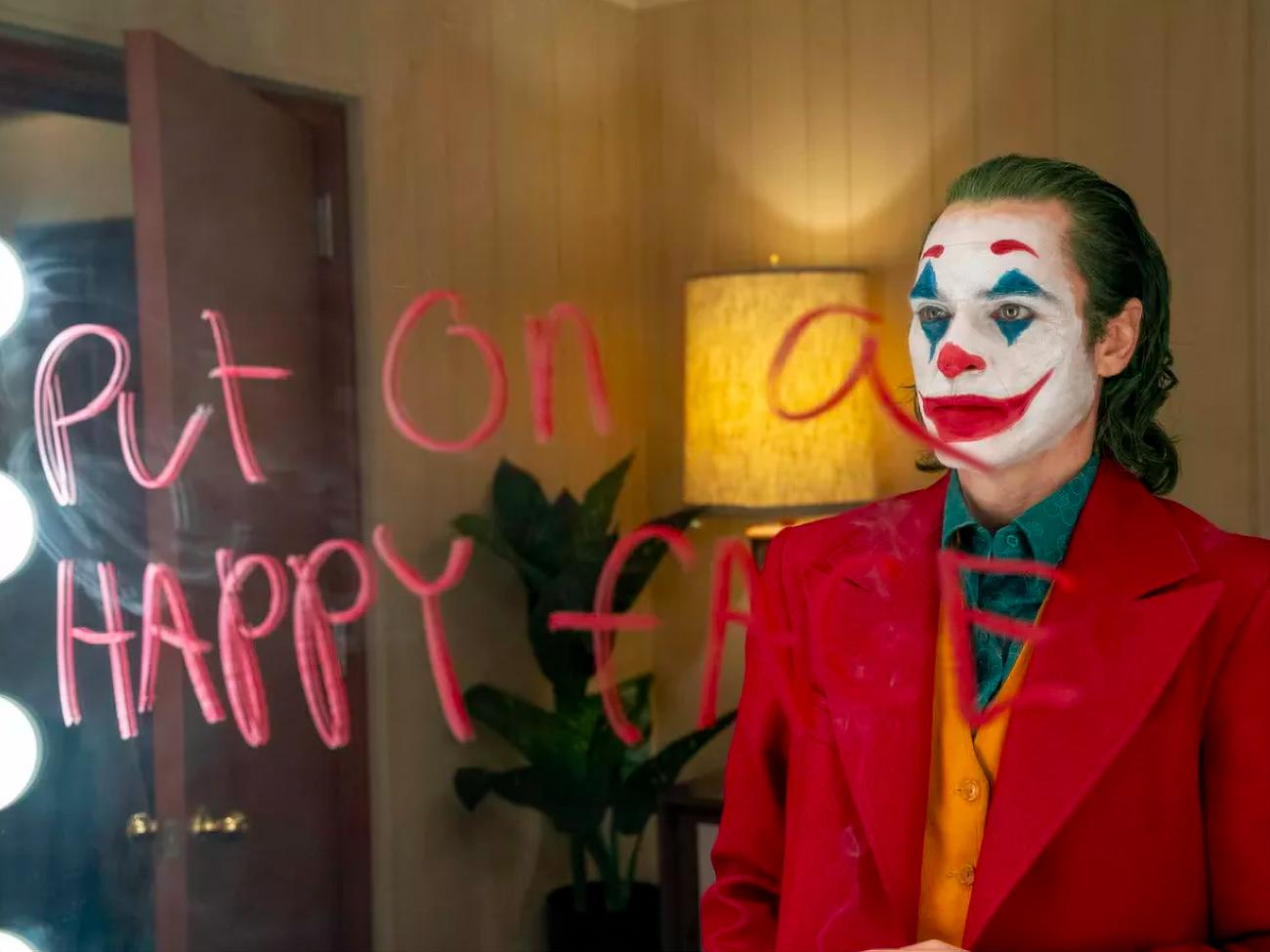 Главный слоган фильма&nbsp;&ndash; "Сделай счастливое лицо!"