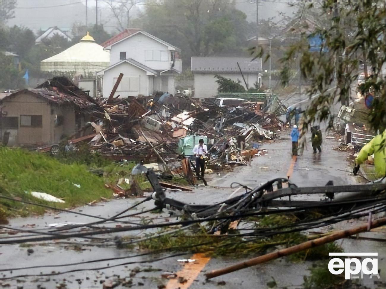 Первая жертва тайфуна зарегистрирована в городе Итихара