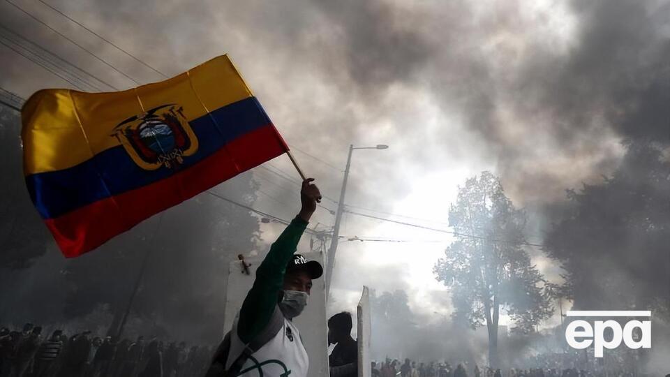 По данным ООН, не менее пяти участников митингов в Эквадоре погибли, сотни получили ранения