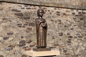 В Бельгии открыли памятник Анне Ярославне. Фоторепортаж