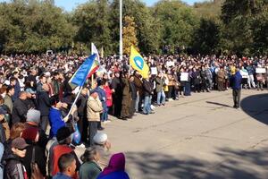 В митинге приняли участие 4 тыс. человек, утверждает представитель "Яблока"