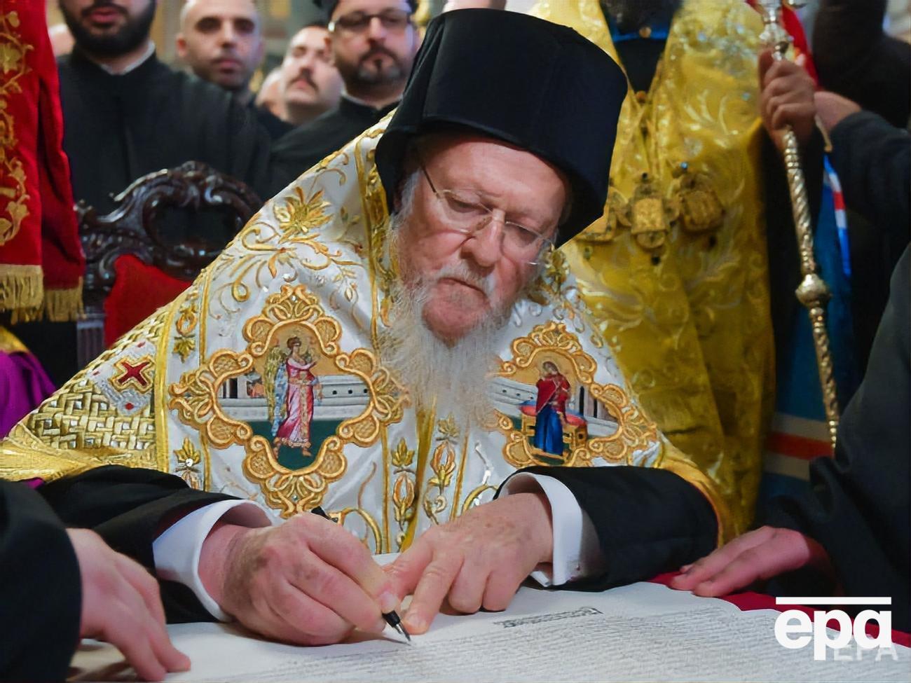 Варфоломей подписал томос 5 января