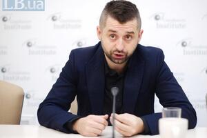 Арахамія: Ви ж бачите, що багато людей, які обурюються "формулою Штайнмаєра", її не читали