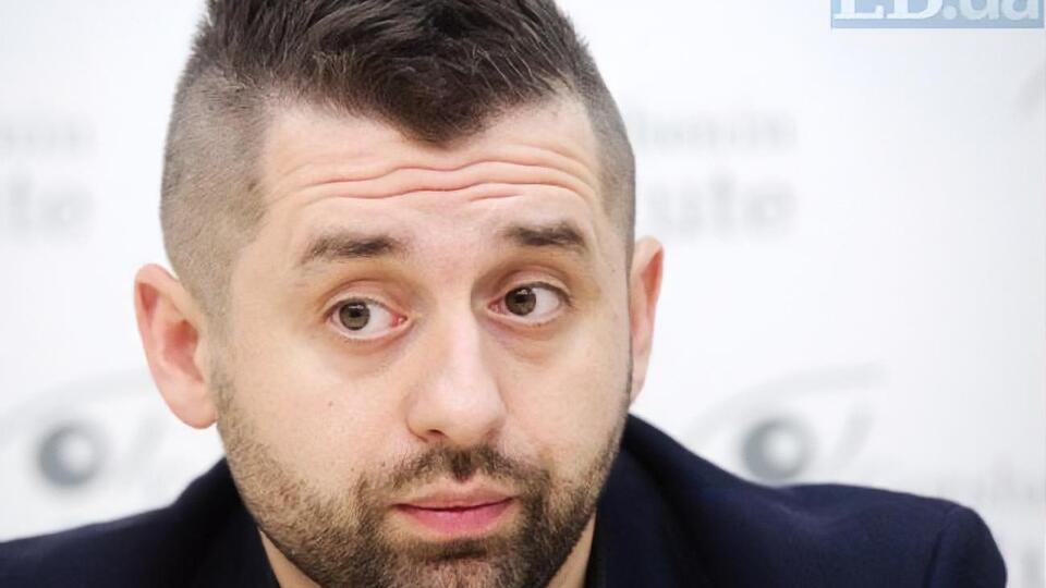 Арахамія: Моїм знайомим атошникам пропонували по 1000 грн за участь у мітингу