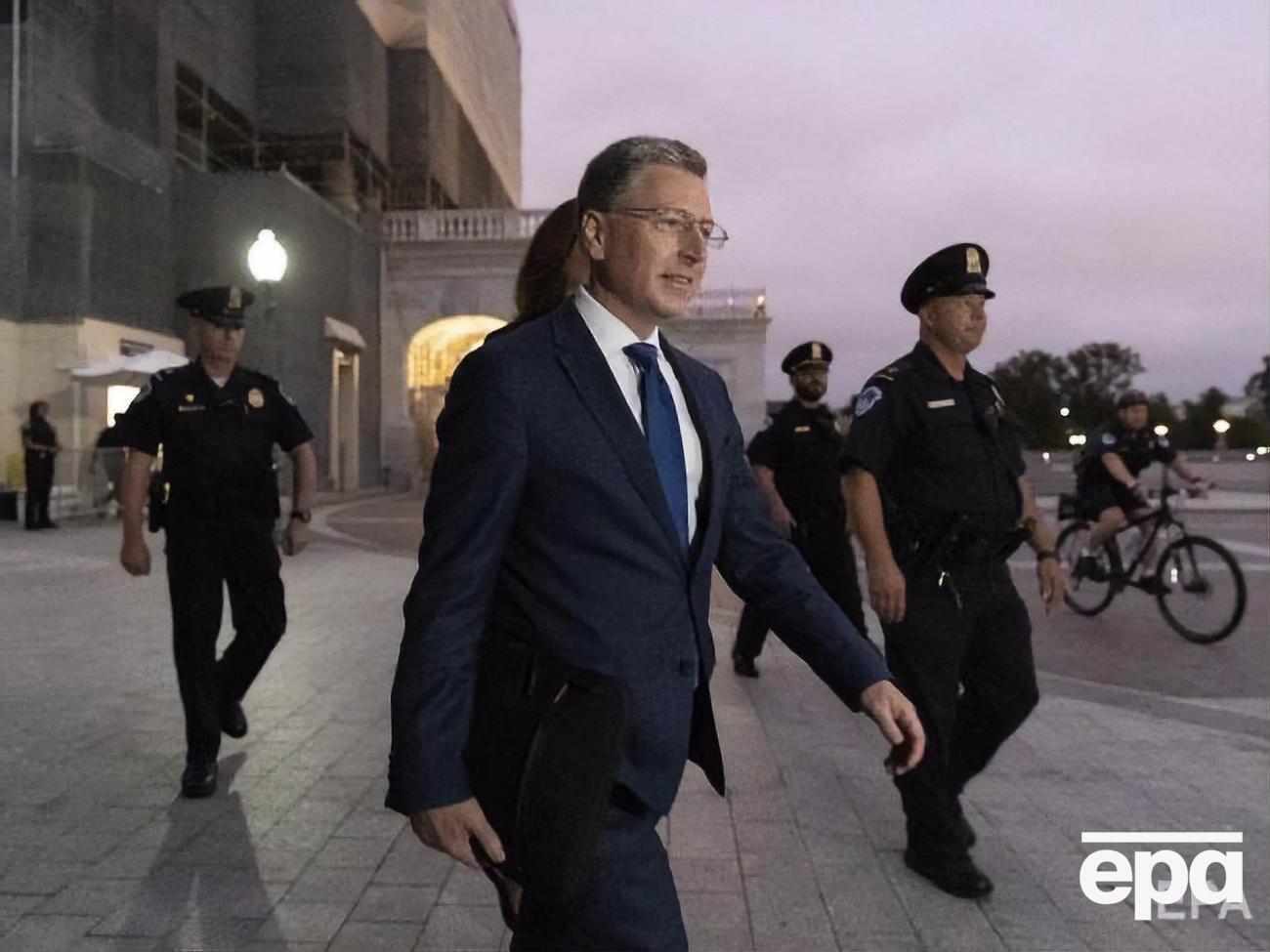 Волкер подав у відставку у вересні 2019 року