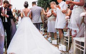 Чепига был на свадьбе со всей семьей, утверждают расследователи