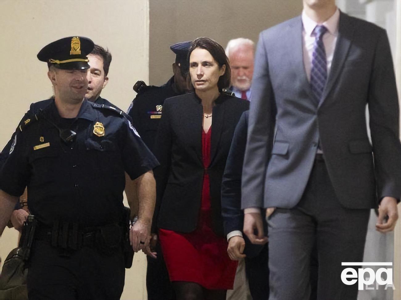 Гілл виступила в Конгресі 14 жовтня