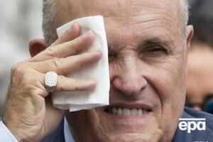 Джулиани утверждает, что полученные им деньги – из "внутреннего источника"