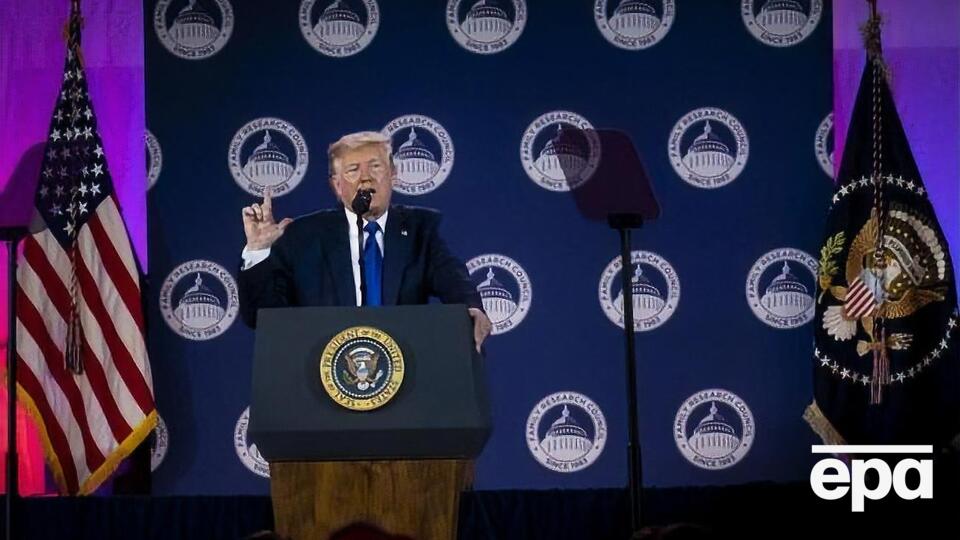 Трамп: Кожен, хто хоче допомогти Сирії в захисті курдів, може цим зайнятися