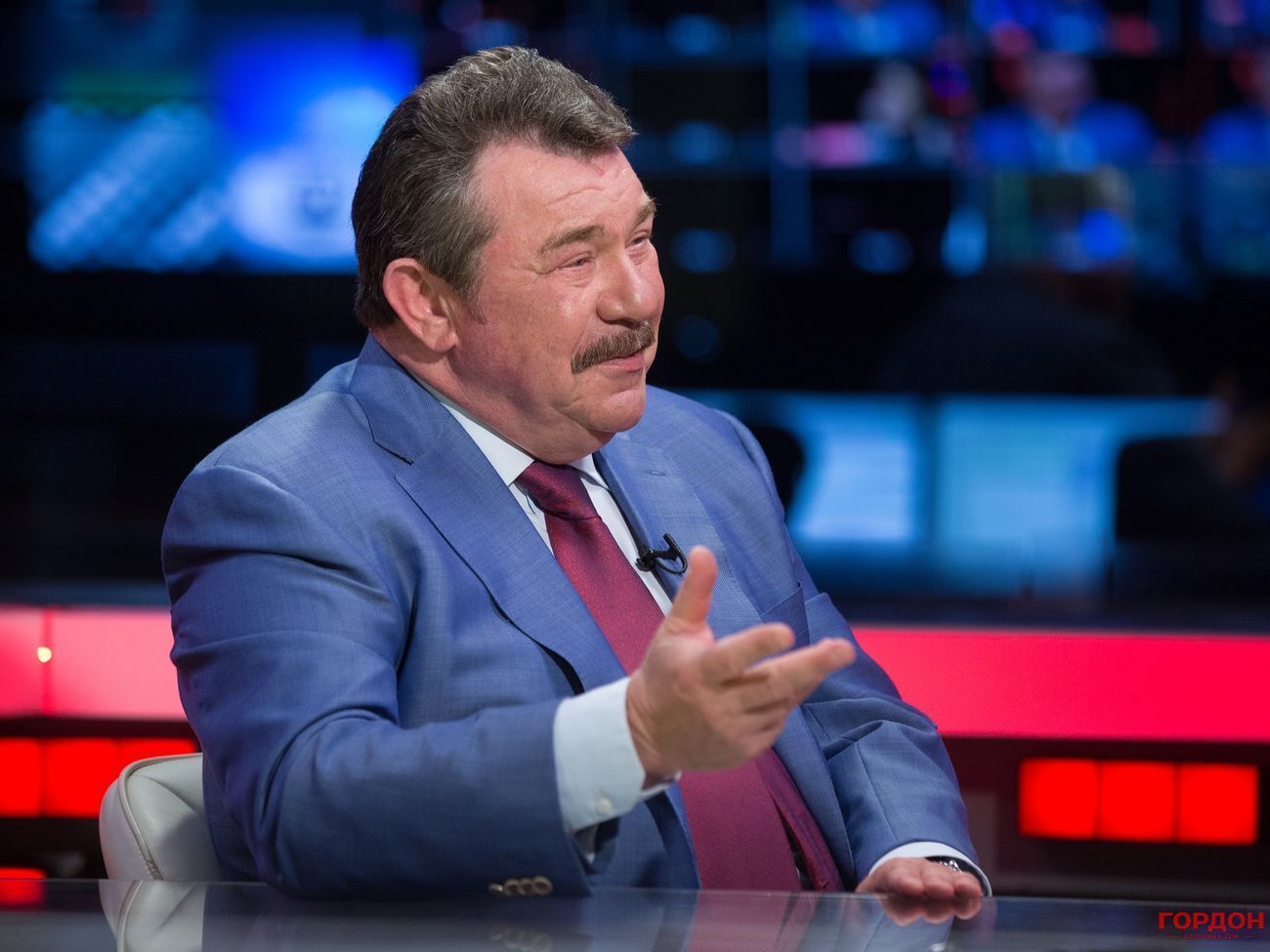 Кузьмука уволили по возрасту