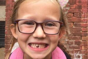 Кармен Габриэле шесть лет