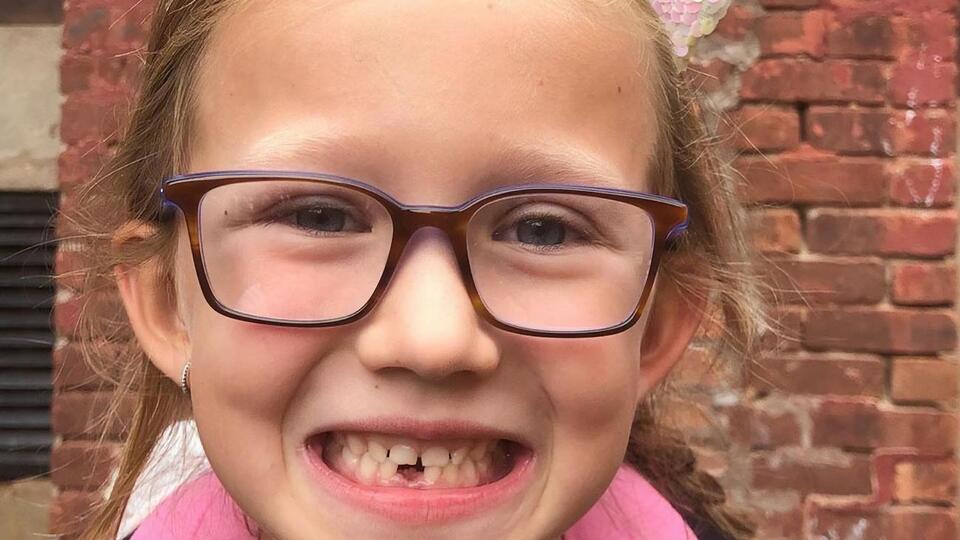 Кармен Габріелі шість років