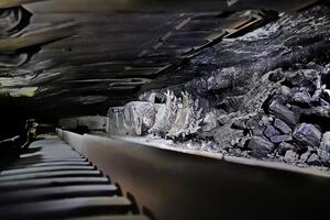 Компанія постачає обладнання для видобування корисних копалин