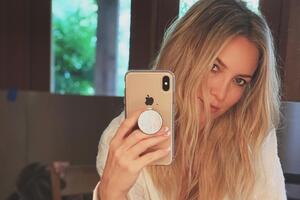 Хадсон показала подросшую дочь