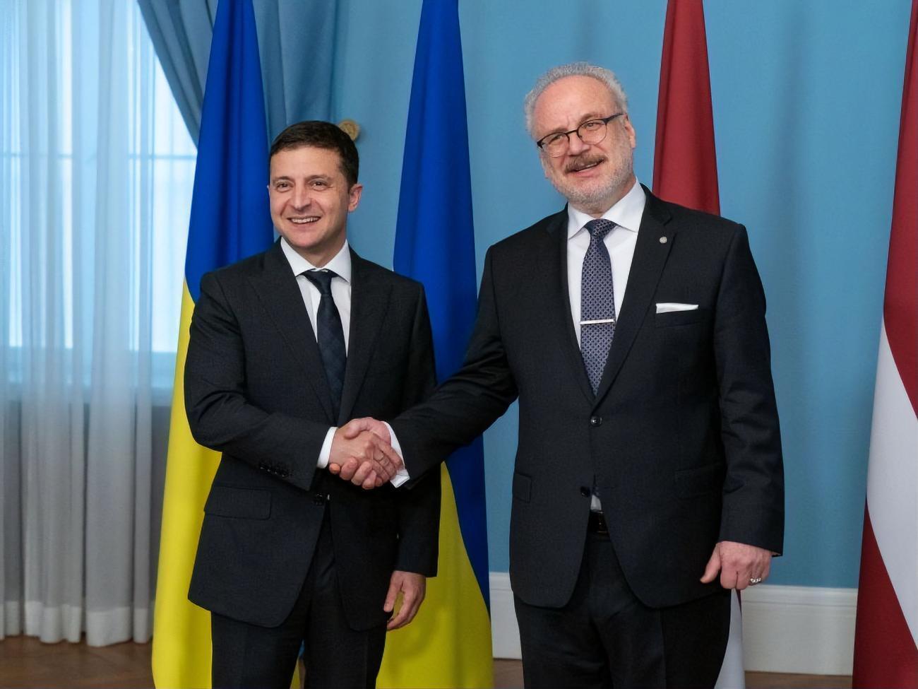 Зеленський зустрівся із президентом Латвії Левітсом