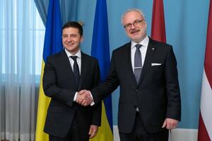 Зеленський зустрівся із президентом Латвії Левітсом