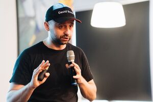 Арахамія говорив, що 5% учасників акцій протесту могли бути проплаченими