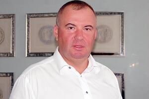 Гладковський стверджує, що у нього ніколи не було обмежень на виїзд за кордон