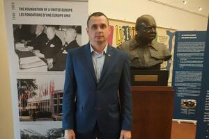 Сенцова объявили лауреатом премии Сахарова год назад