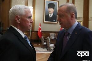 После переговоров с делегацией из США (на фото вице-президент Майк Пенс) Эрдоган согласился приостановить военную операцию "Источник мира"