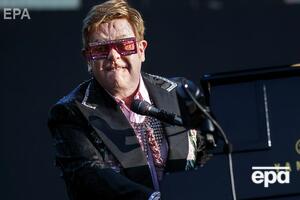 Элтон Джон в мемуарах рассказал о разговоре с бойфрендом, после которого обратился в реабилитационный центр