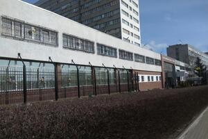 Подписанты отмечают, что полиграфкомбинат перевели из подчинения Минфина в Национальный банк Украины, а затем в Министерство экономики