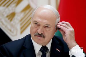 Лукашенко: З іноземним досвідом не тільки на самому верху, а й узагалі треба бути обережнішими