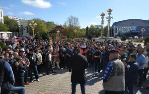 Жители города говорят, что молодежь будет устраивать флешмобы против назначения Трапезникова