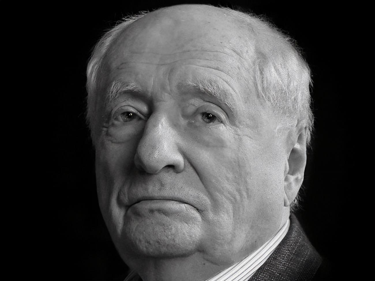 1 октября состоялась церемония прощания с Захаровым