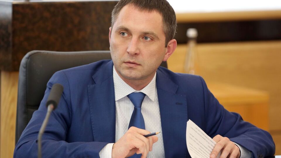 Лавренюк с мая 2016 года занимает пост заместителя министра инфраструктуры Украины