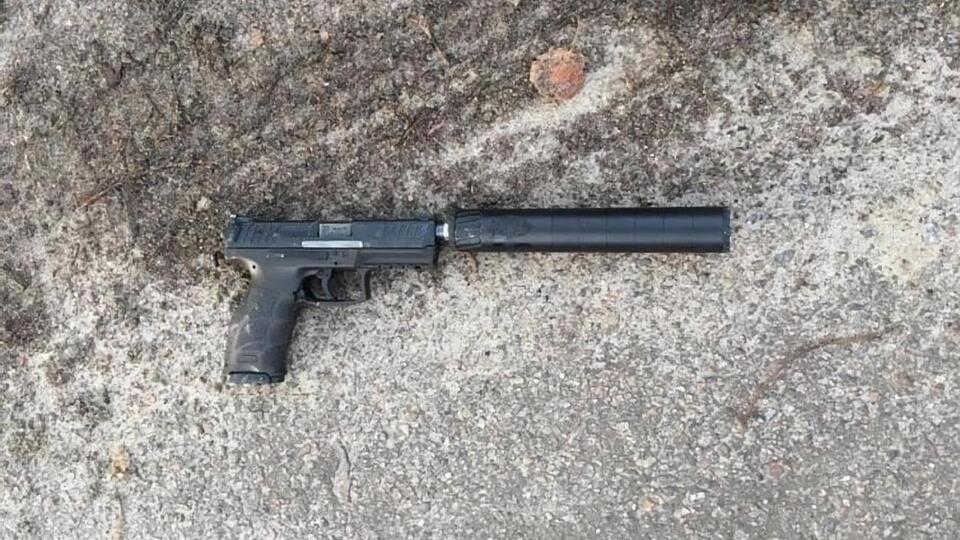 Громадянин Грузії відстрілювався з пістолетів, стверджують у поліції