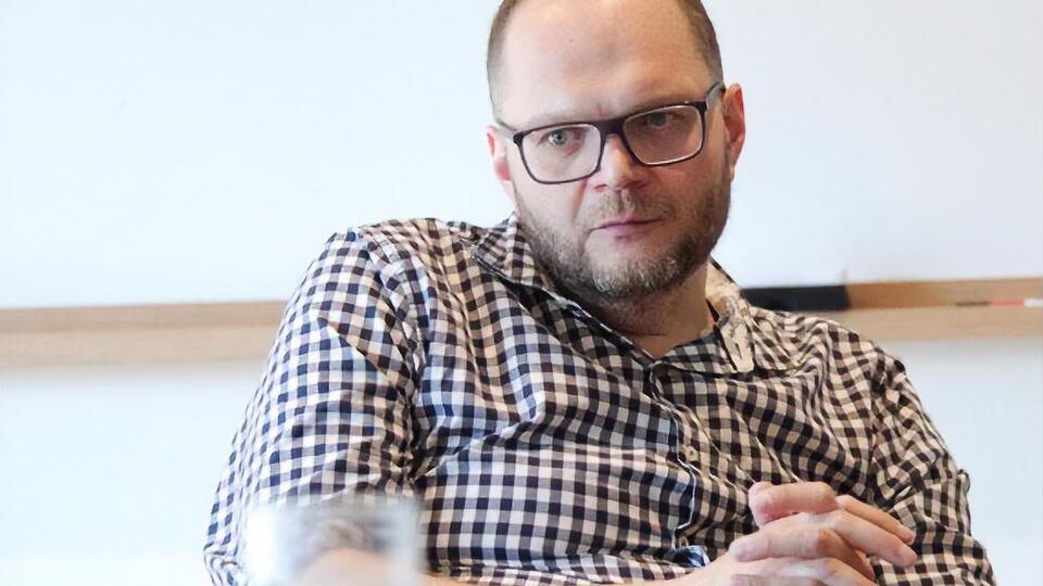 Бородянский: Простите, Валерия Алексеевна, мне стыдно