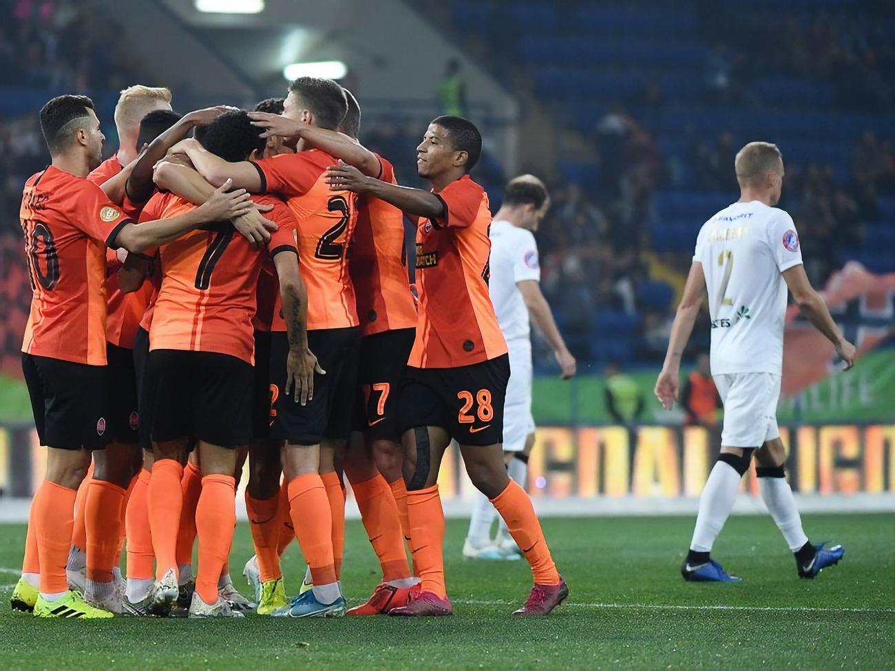 "Шахтер" разгромил "Колос" в 11-м туре УПЛ