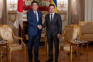 Зеленський розповів Абе про ситуацію з безпекою на Донбасі